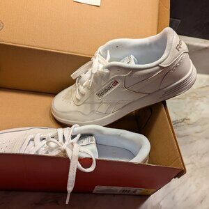 Mens Nike White Sneaker